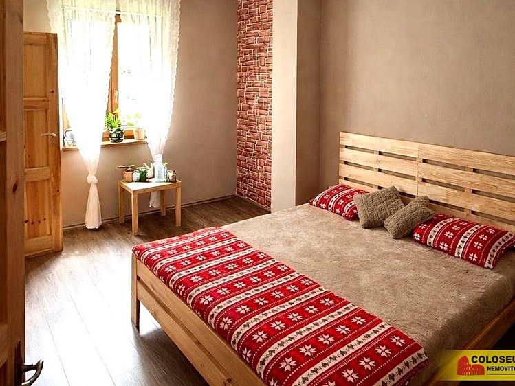 Prodej rodinného domu 112 m², pozemek 1 350 m² - foto 8