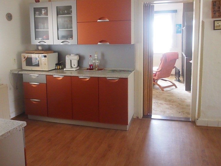 Prodej rodinného domu 140 m², pozemek 907 m² - foto 8