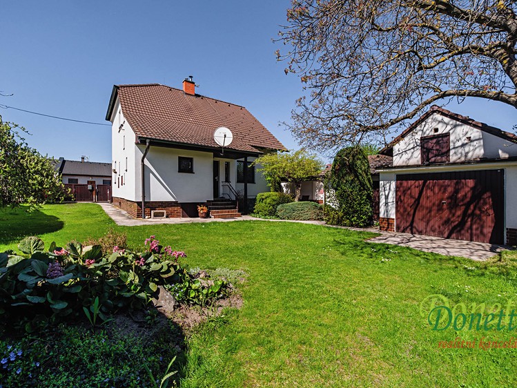 Prodej rodinného domu 175 m², pozemek 1 408 m² - foto 1