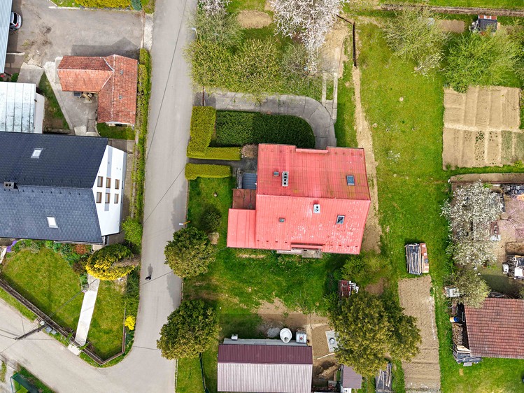 Prodej rodinného domu 200 m², pozemek 800 m² - foto 4