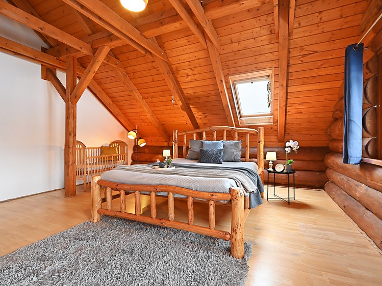 Prodej rodinného domu 296 m², pozemek 1 186 m² - foto 4