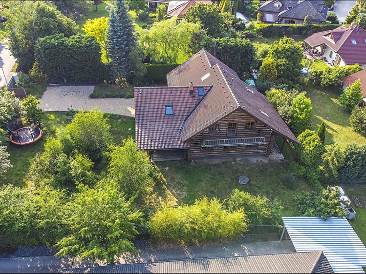 Prodej rodinného domu 296 m², pozemek 1 186 m² - foto 2