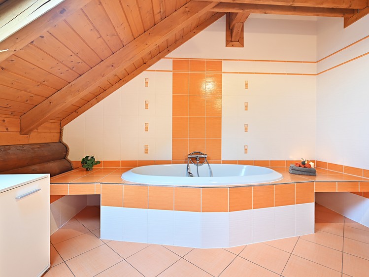 Prodej rodinného domu 296 m², pozemek 1 186 m² - foto 7