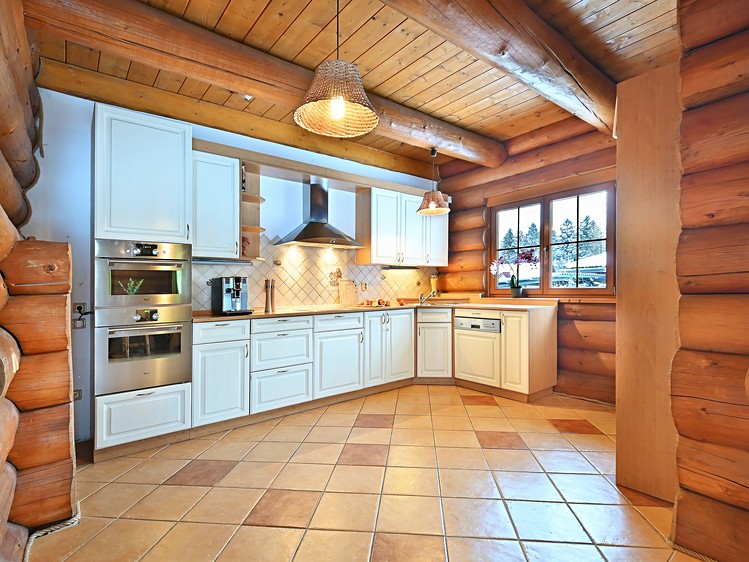 Prodej rodinného domu 296 m², pozemek 1 186 m² - foto 6