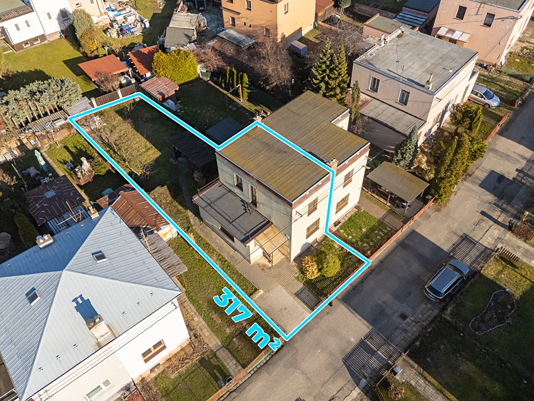 Prodej rodinného domu 73 m², pozemek 317 m² - foto 2