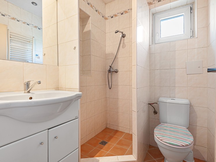 Prodej rodinného domu 73 m², pozemek 317 m² - foto 8