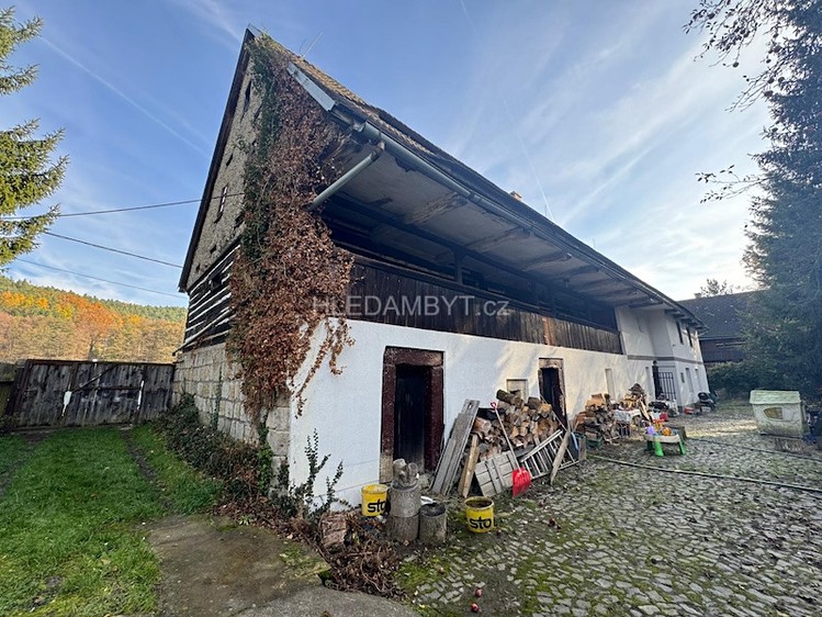 Prodej  chalupy 420 m², pozemek 1 255 m² - foto 4