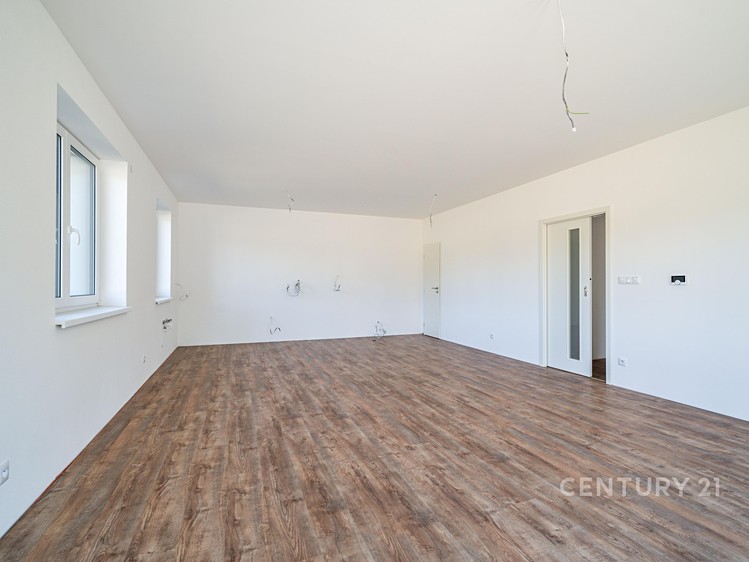 Prodej rodinného domu 98 m², pozemek 805 m² - foto 3
