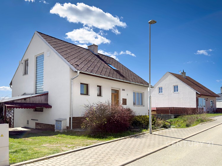 Prodej rodinného domu 133 m², pozemek 491 m² - foto 1