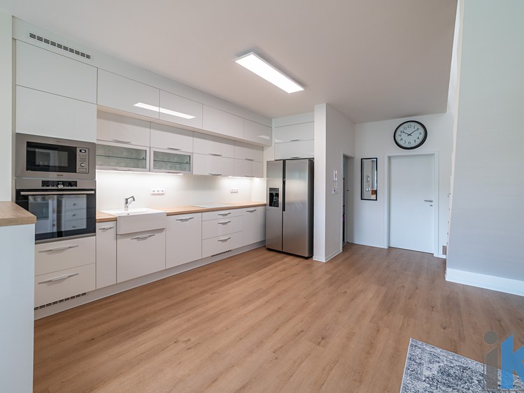 Prodej  rodinného domu 145 m², pozemek 299 m² - foto 3
