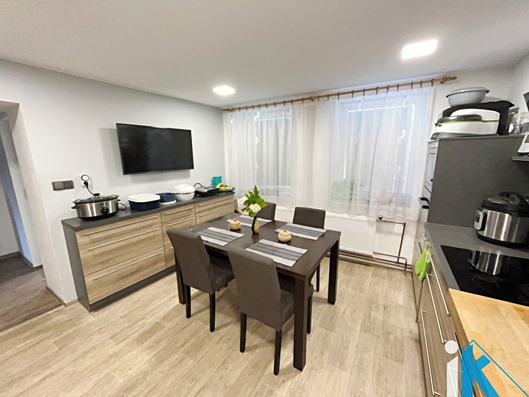 Prodej  rodinného domu 180 m², pozemek 707 m² - foto 7