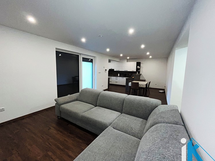 Prodej rodinného domu 169 m², pozemek 951 m² - foto 5