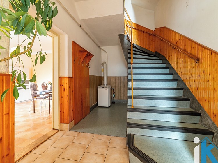Prodej  rodinného domu 190 m², pozemek 1 262 m² - foto 6