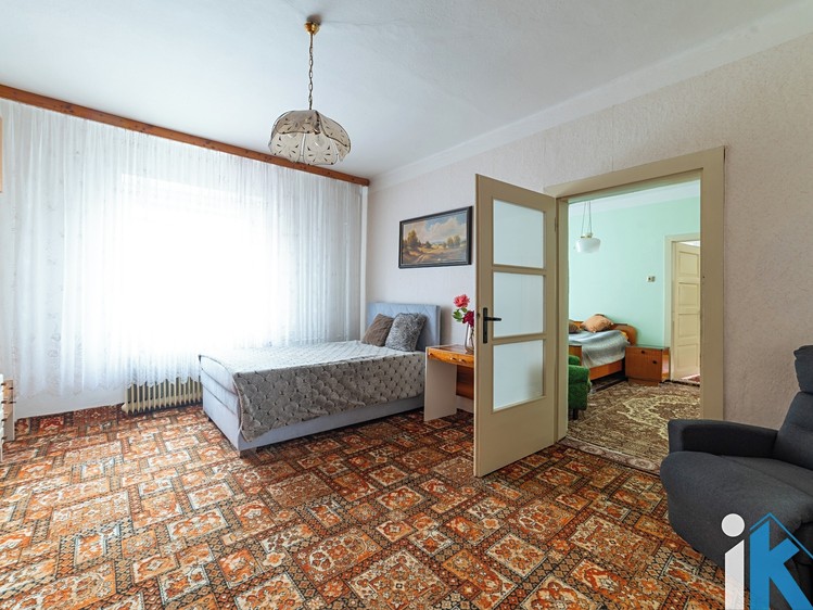Prodej  rodinného domu 190 m², pozemek 1 262 m² - foto 5