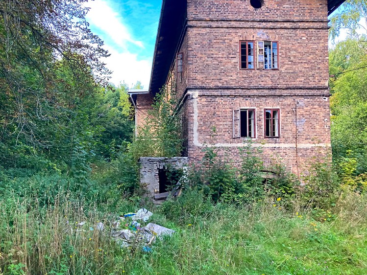 Prodej vícegeneračního domu 800 m², pozemek 1 058 m² - foto 7