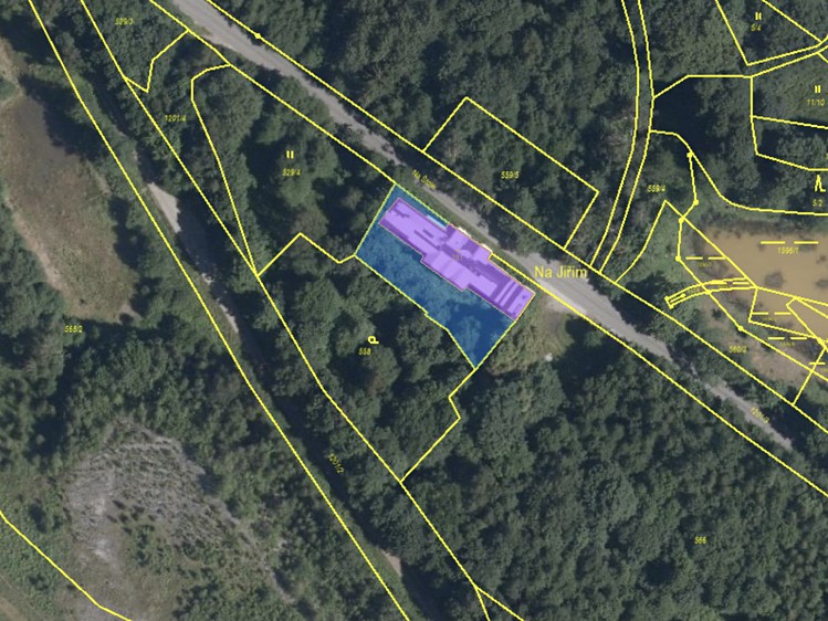 Prodej rodinného domu 800 m², pozemek 1 058 m² - foto 5