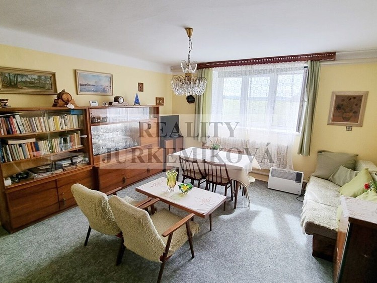 Prodej  rodinného domu 567 m², pozemek 1 333 m² - foto 3