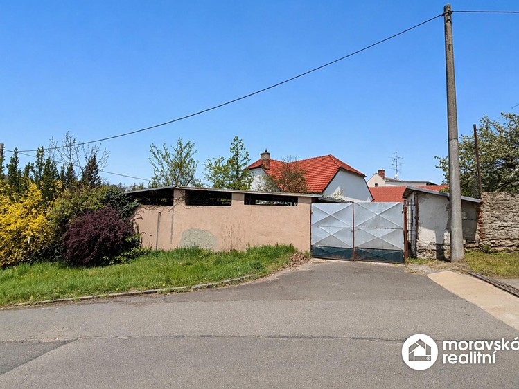 Prodej rodinného domu 175 m², pozemek 759 m² - foto 3