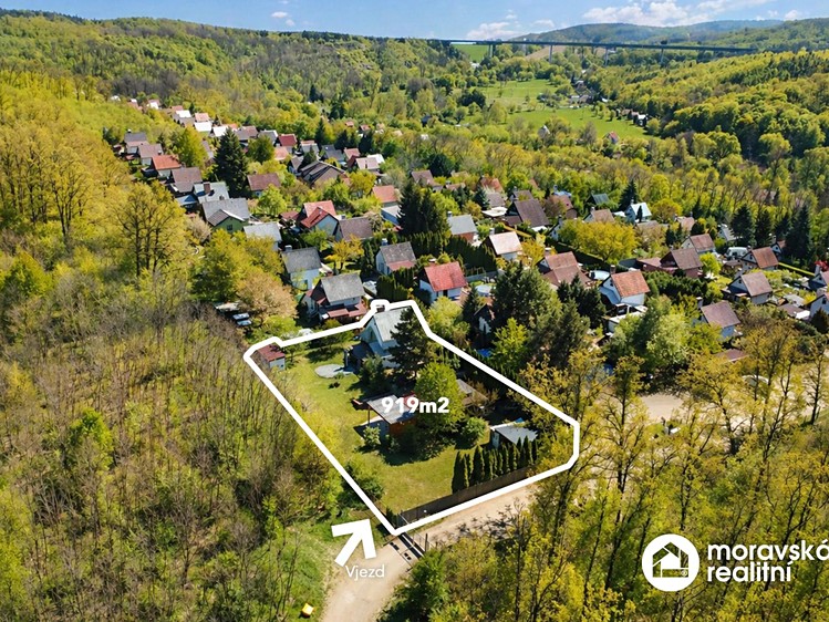 Prodej chaty 107 m², pozemek 919 m² - foto 2