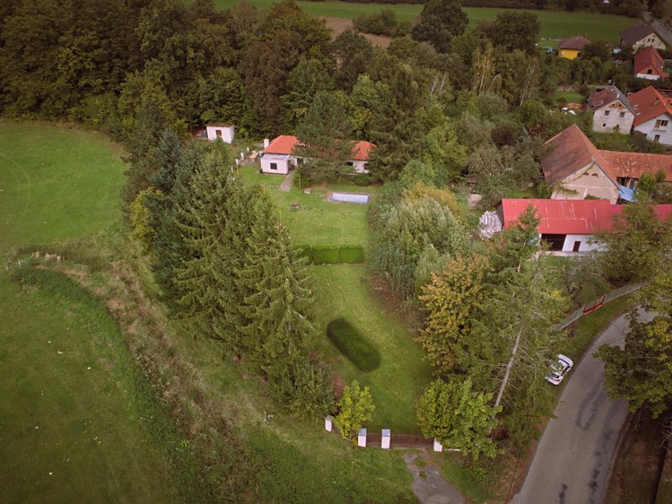 Prodej  chaty 220 m², pozemek 2 803 m² - foto 4