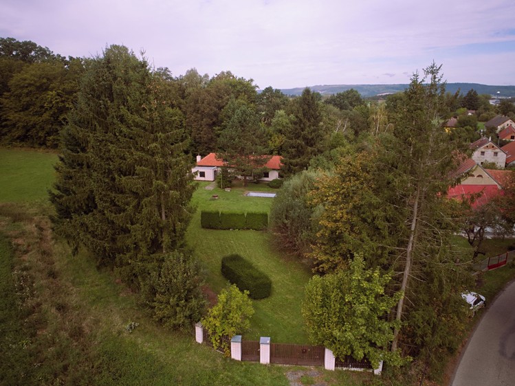 Prodej  chaty 220 m², pozemek 2 803 m² - foto 5
