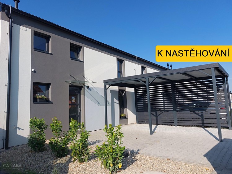 Prodej rodinného domu 138 m², pozemek 430 m² - foto 1