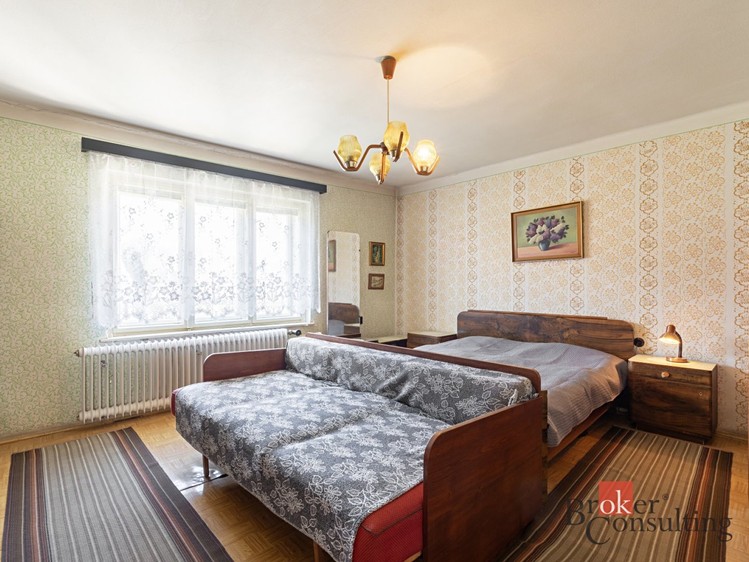 Prodej rodinného domu 259 m², pozemek 1 158 m² - foto 8