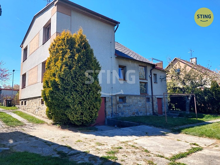 Prodej rodinného domu 219 m², pozemek 1 196 m² - foto 5