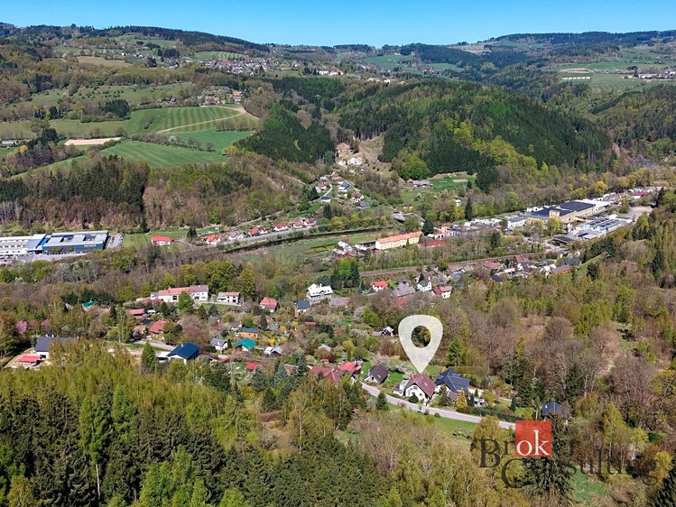 Prodej rodinného domu 108 m², pozemek 29 000 m² - foto 3