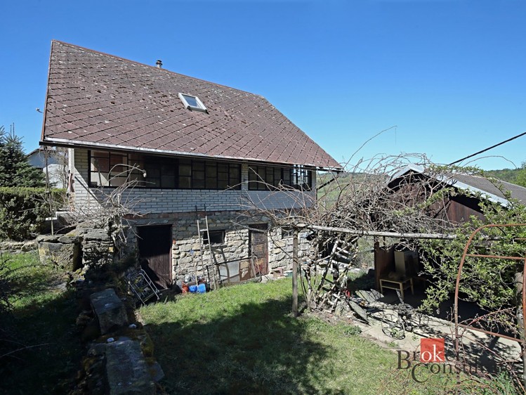 Prodej rodinného domu 108 m², pozemek 29 000 m² - foto 6