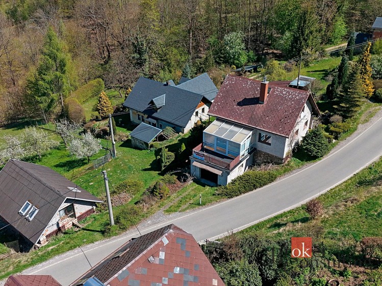 Prodej rodinného domu 108 m², pozemek 29 000 m² - foto 8