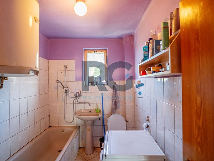 Prodej  rodinného domu 552 m², pozemek 3 326 m² - foto 8