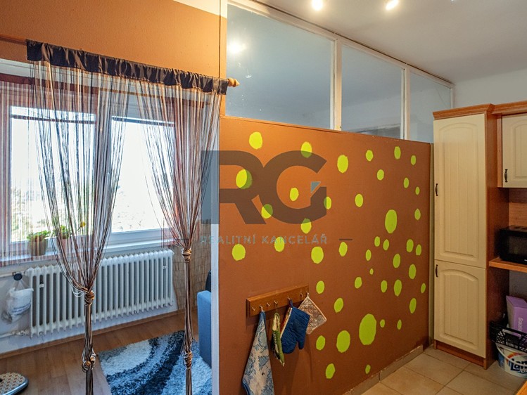 Prodej  rodinného domu 552 m², pozemek 3 326 m² - foto 7