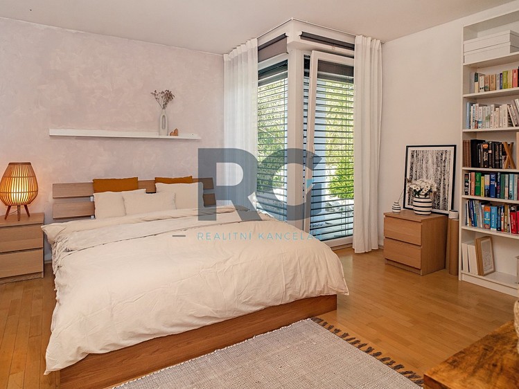Prodej rodinného domu 272 m², pozemek 3 754 m² - foto 4