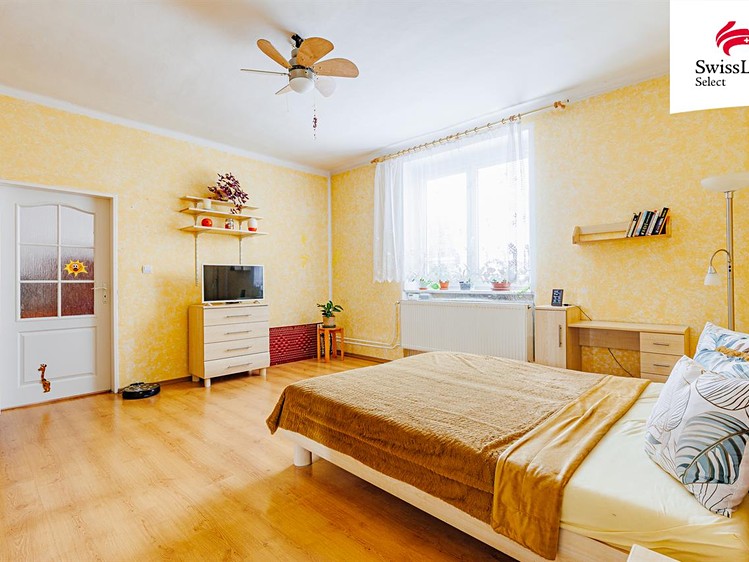Prodej rodinného domu 376 m², pozemek 154 m² - foto 6