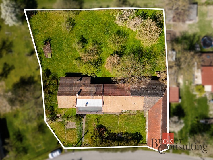 Prodej rodinného domu 412 m², pozemek 2 190 m² - foto 4