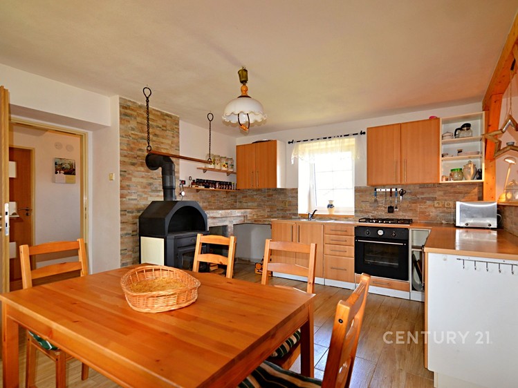 Prodej chalupy 325 m², pozemek 5 290 m² - foto 8