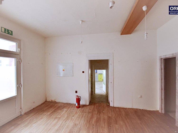 Prodej rodinného domu 180 m², pozemek 313 m² - foto 8