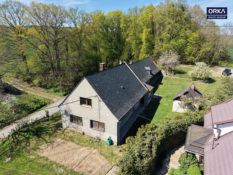 Prodej  rodinného domu 250 m², pozemek 2 537 m² - foto 7