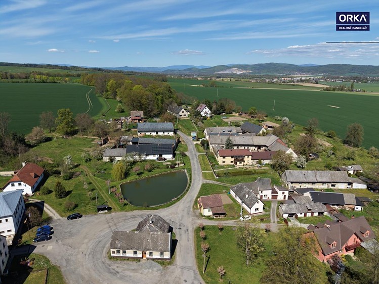 Prodej  rodinného domu 250 m², pozemek 2 537 m² - foto 5