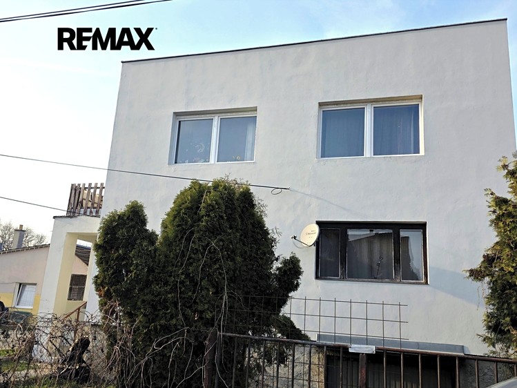 Prodej rodinného domu 343 m², pozemek 800 m² - foto 2