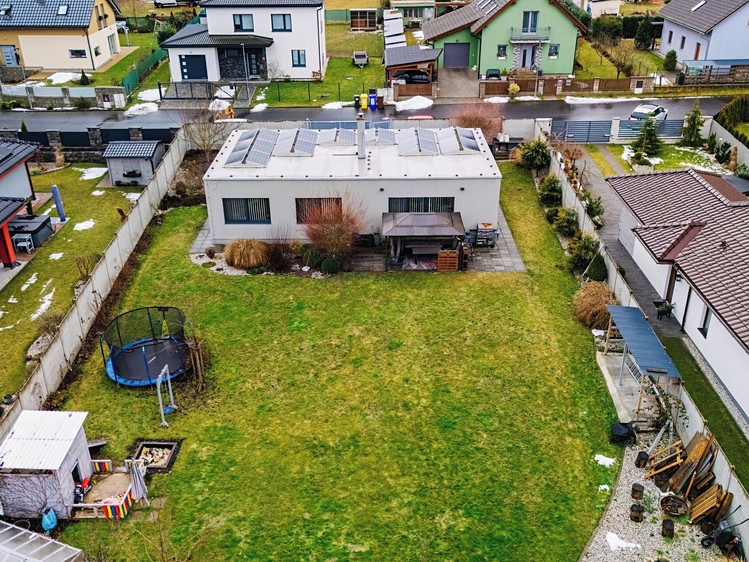 Prodej rodinného domu 114 m², pozemek 976 m² - foto 8