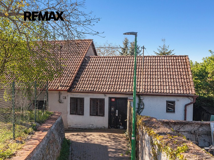Prodej rodinného domu 60 m², pozemek 361 m² - foto 1