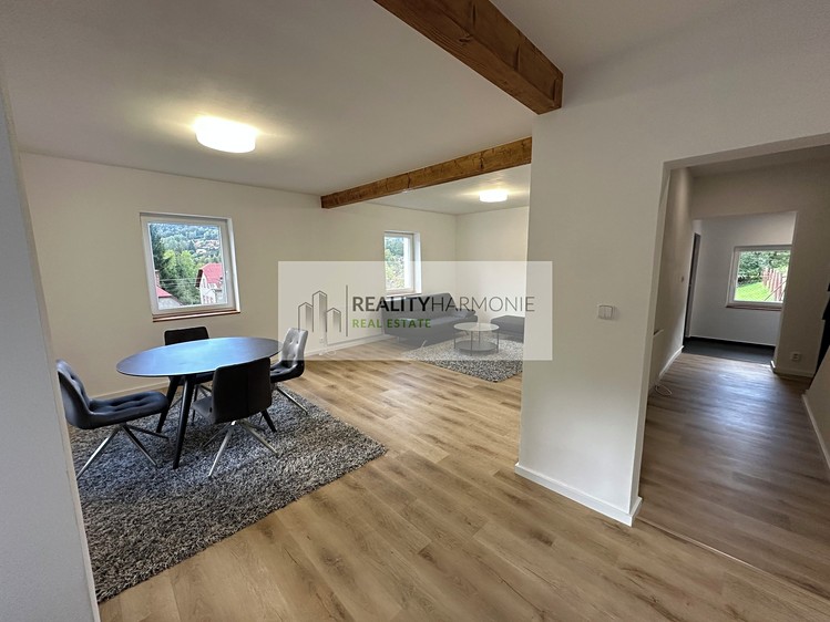 Prodej rodinného domu 190 m², pozemek 1 745 m² - foto 6