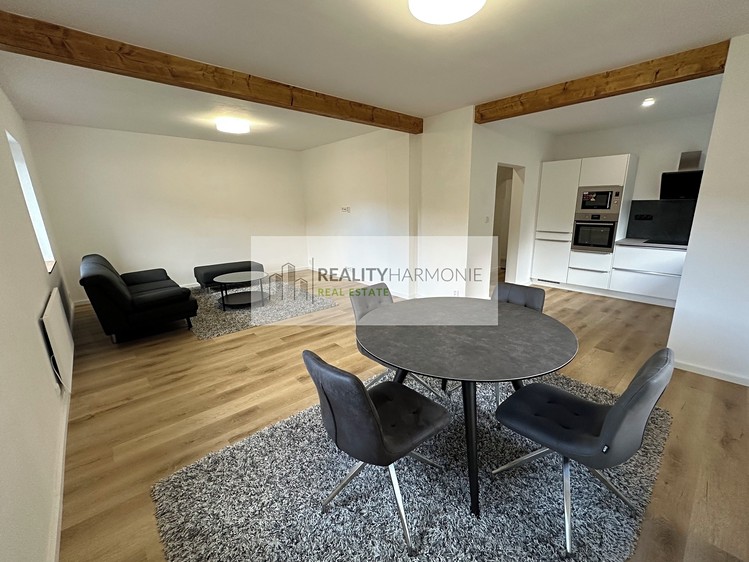 Prodej rodinného domu 190 m², pozemek 1 745 m² - foto 7