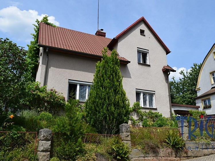 Prodej rodinného domu 165 m², pozemek 689 m² - foto 4