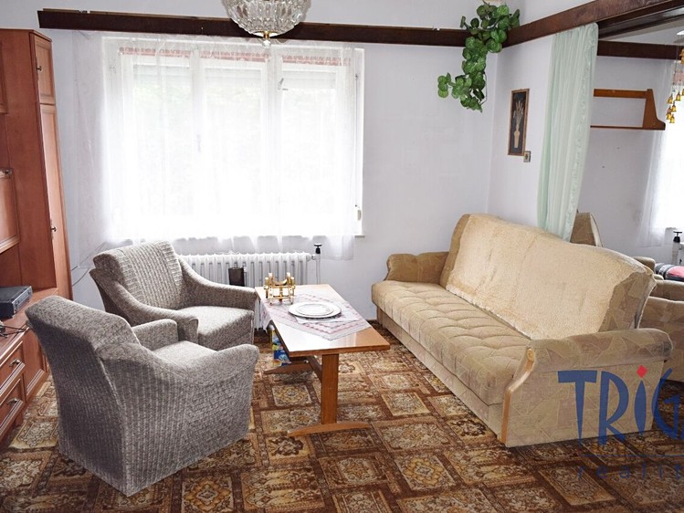 Prodej rodinného domu 165 m², pozemek 689 m² - foto 6