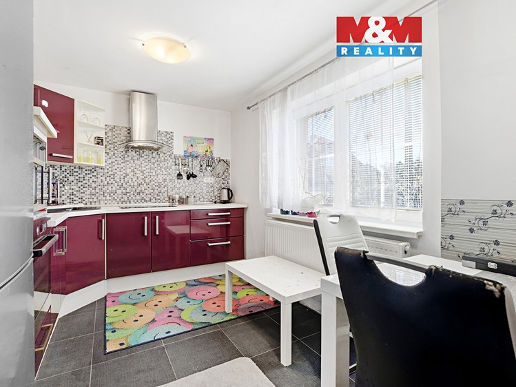 Prodej rodinného domu 98 m², pozemek 227 m² - foto 1