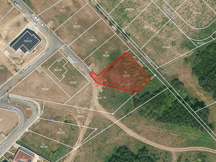 Prodej rodinného domu 181 m², pozemek 1 000 m² - foto 2