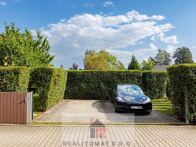 Pronájem rodinného domu 133 m², pozemek 533 m² - foto 3